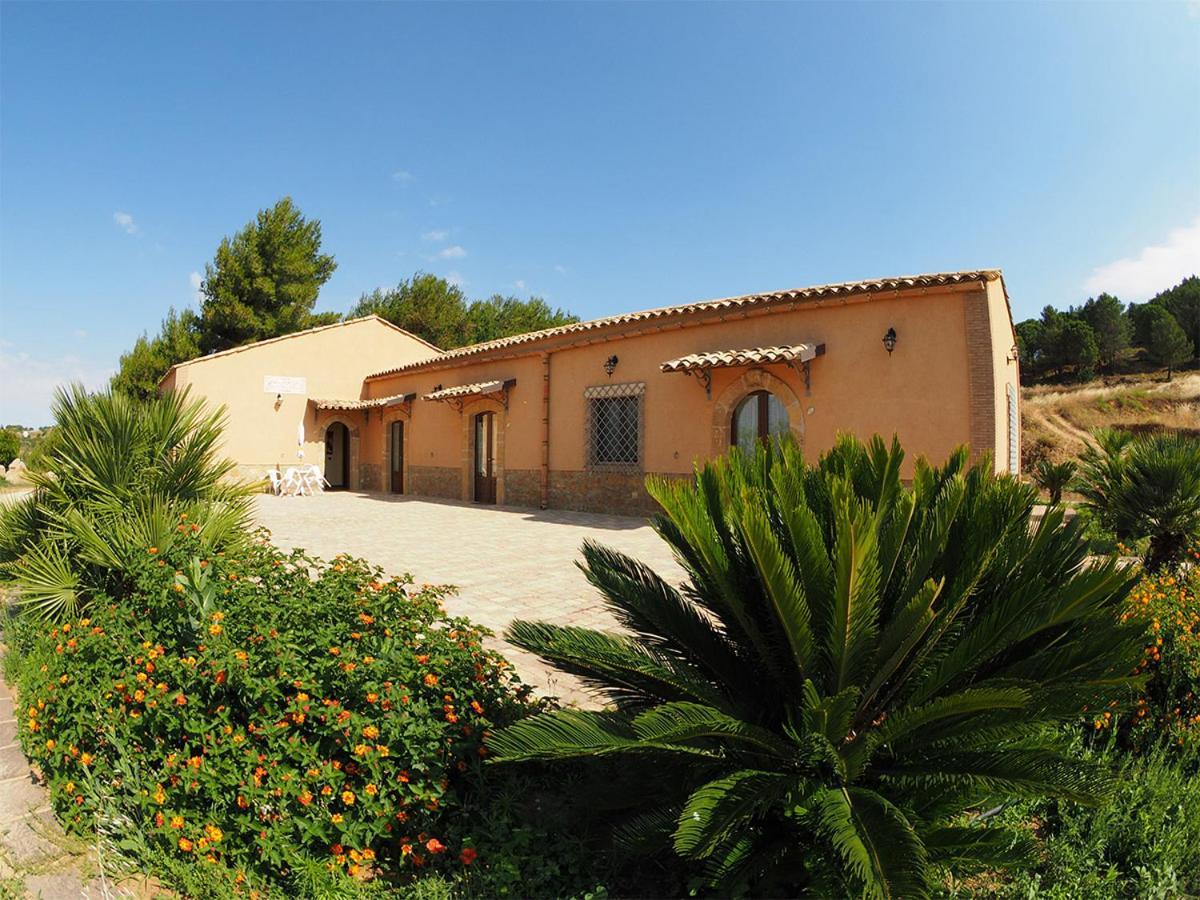Agriturismo Il Drago Mirabella Imbaccari Kültér fotó