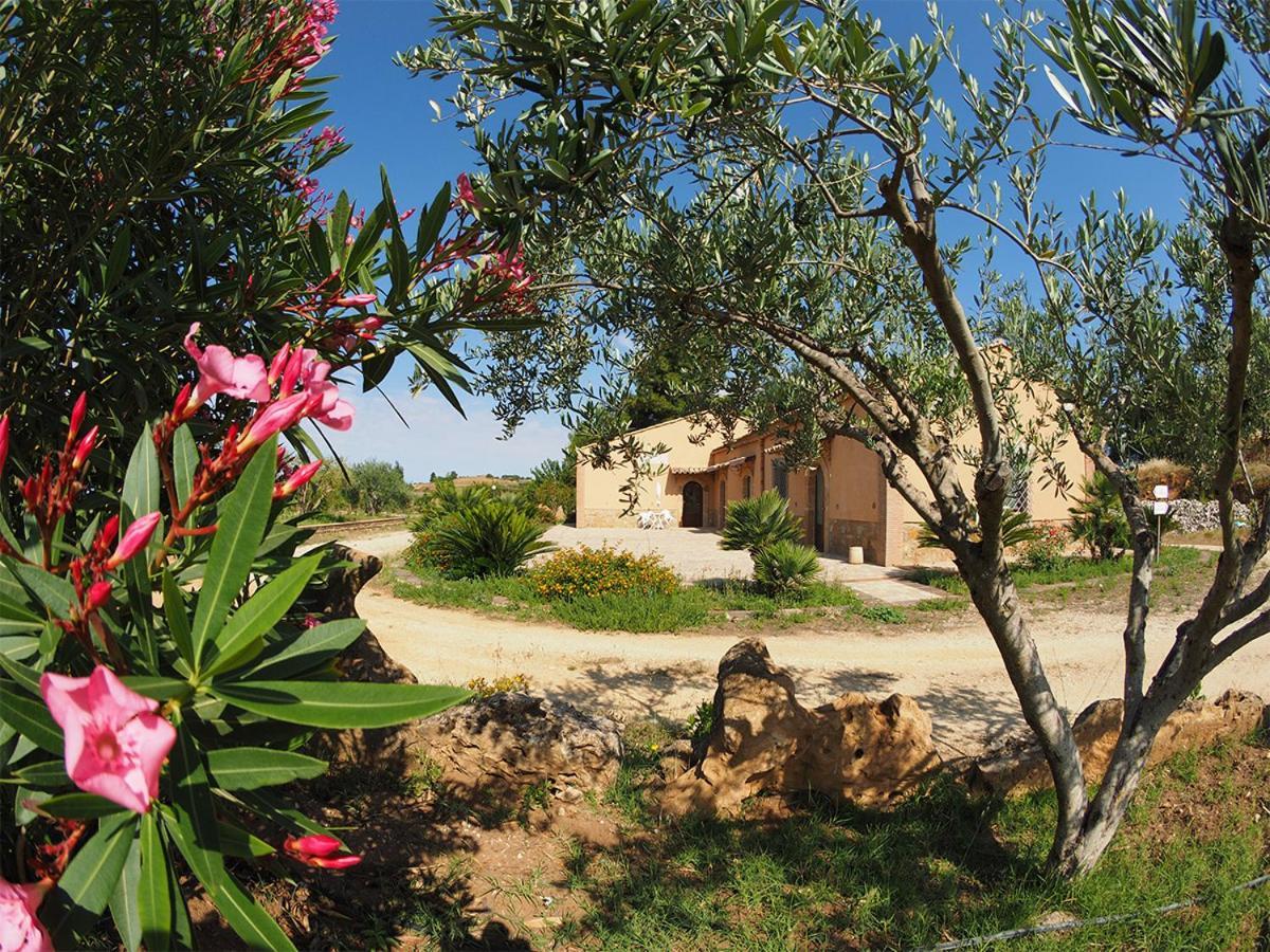 Agriturismo Il Drago Mirabella Imbaccari Kültér fotó