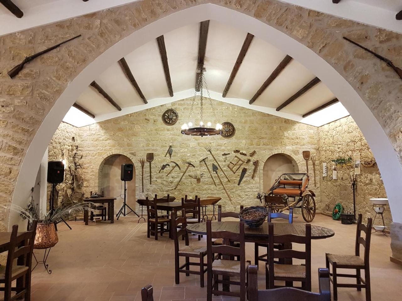 Agriturismo Il Drago Mirabella Imbaccari Kültér fotó