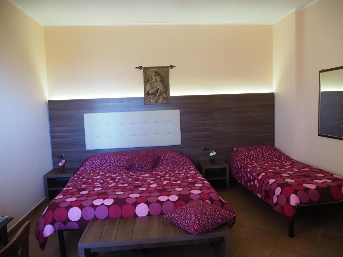 Agriturismo Il Drago Mirabella Imbaccari Kültér fotó