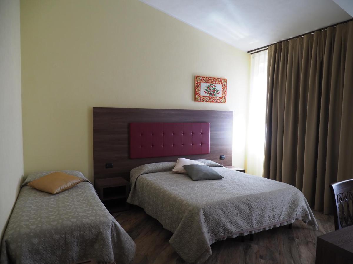 Agriturismo Il Drago Mirabella Imbaccari Kültér fotó